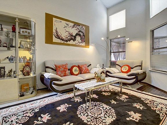 3rd image of 4291 Tiburon Dr
