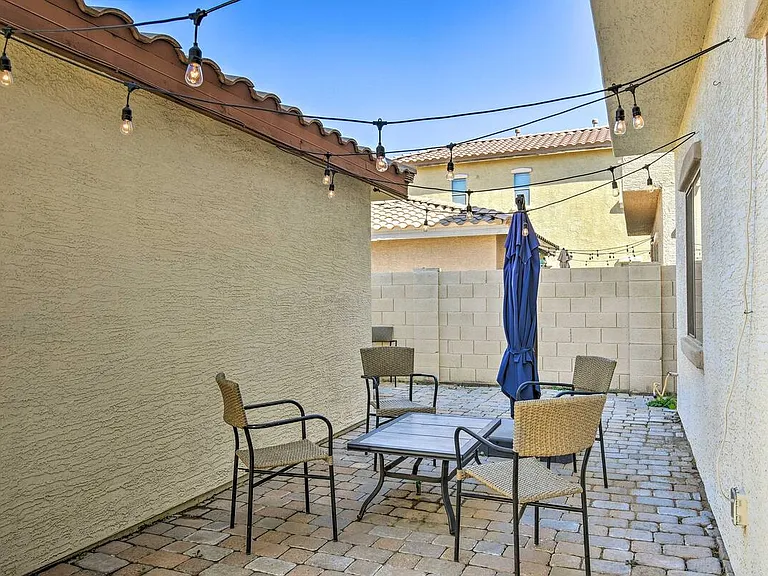 14176 W Country Gables Dr — Photo 3