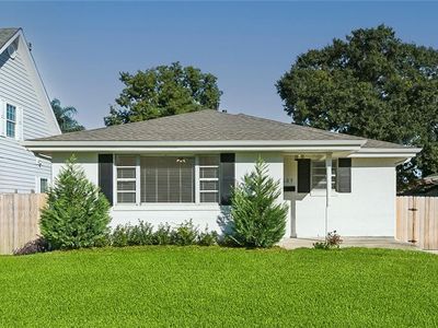 657 E William David Pkwy, Metairie, LA, 70005