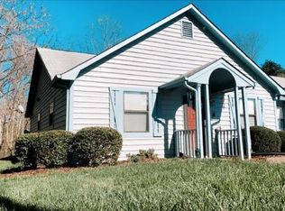 1660 Windsong Ct, Winston Salem, NC 27127
