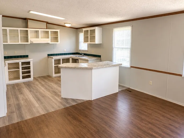 54 Eisler Dr — Photo 1