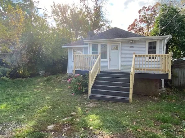 18631 W Main St, Grayslake, IL 60030