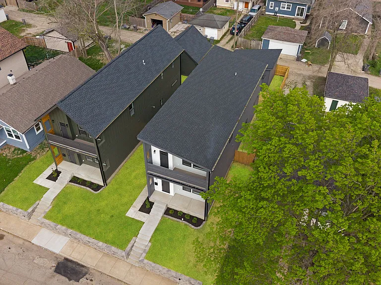 1025 Churchman Ave — Photo 70