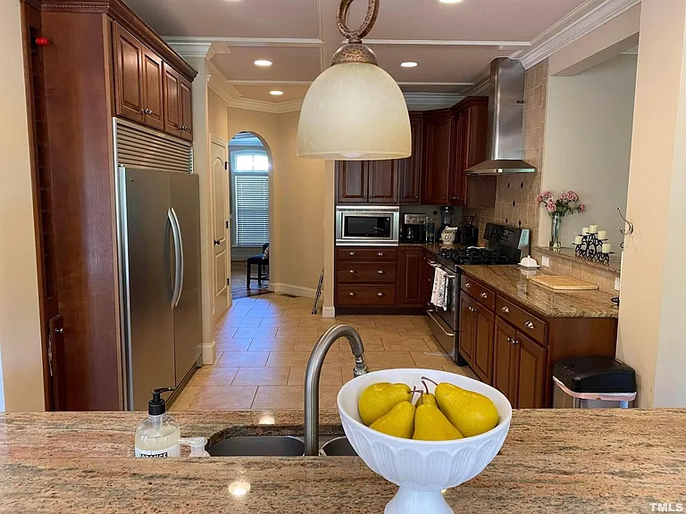 10216 San Remo Pl — Photo 2