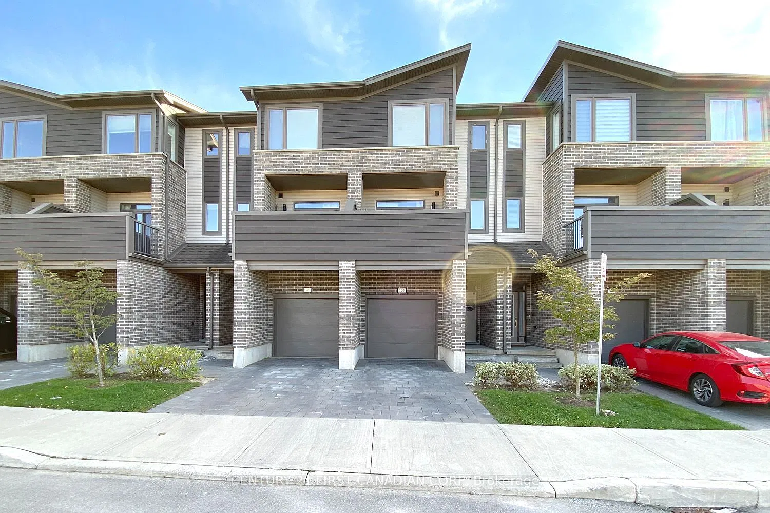 2070 Meadowgate Blvd — Photo 1
