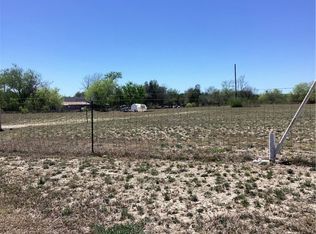 930 County Road 407, Freer, TX 78357