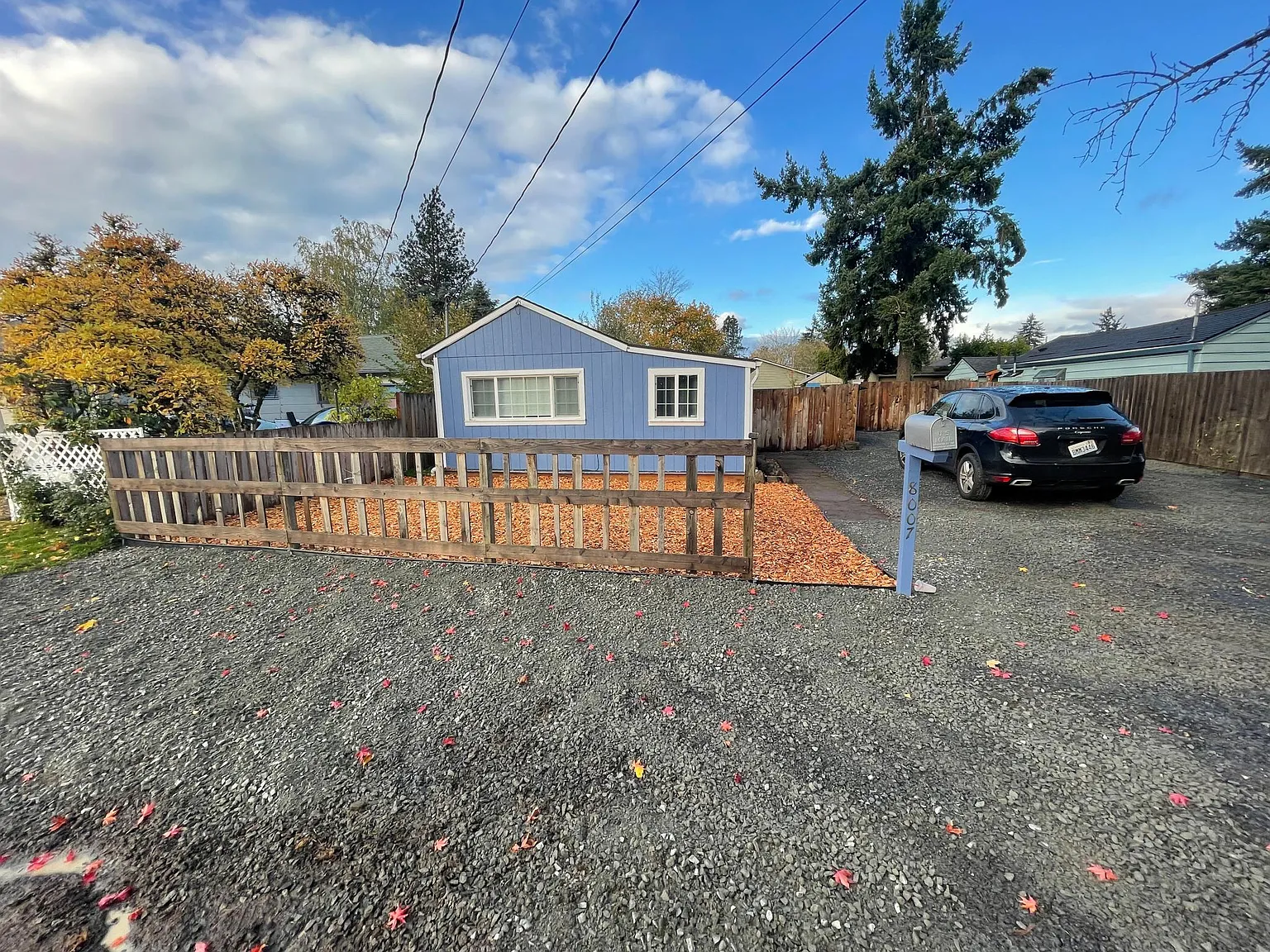 8007 SE 65th Ave — Photo 3
