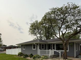95 Manhattan Dr, Streator, IL 61364