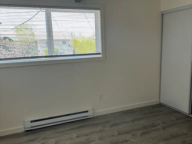 2425 SW Leonard St #3 — Photo 9