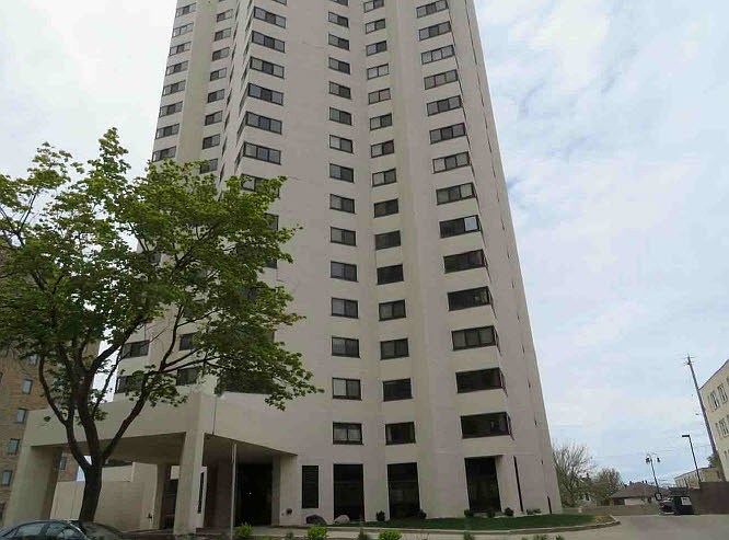 2nd image of 1633 N Prospect Ave #19