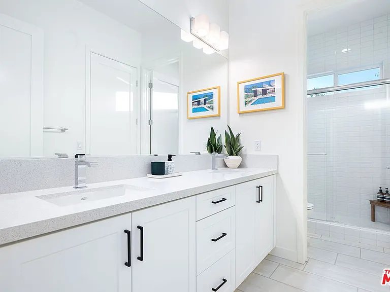 1605 3/4 Candela Ct — Photo 15