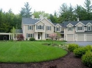 70 Portage Rd, Goffstown, NH 03045