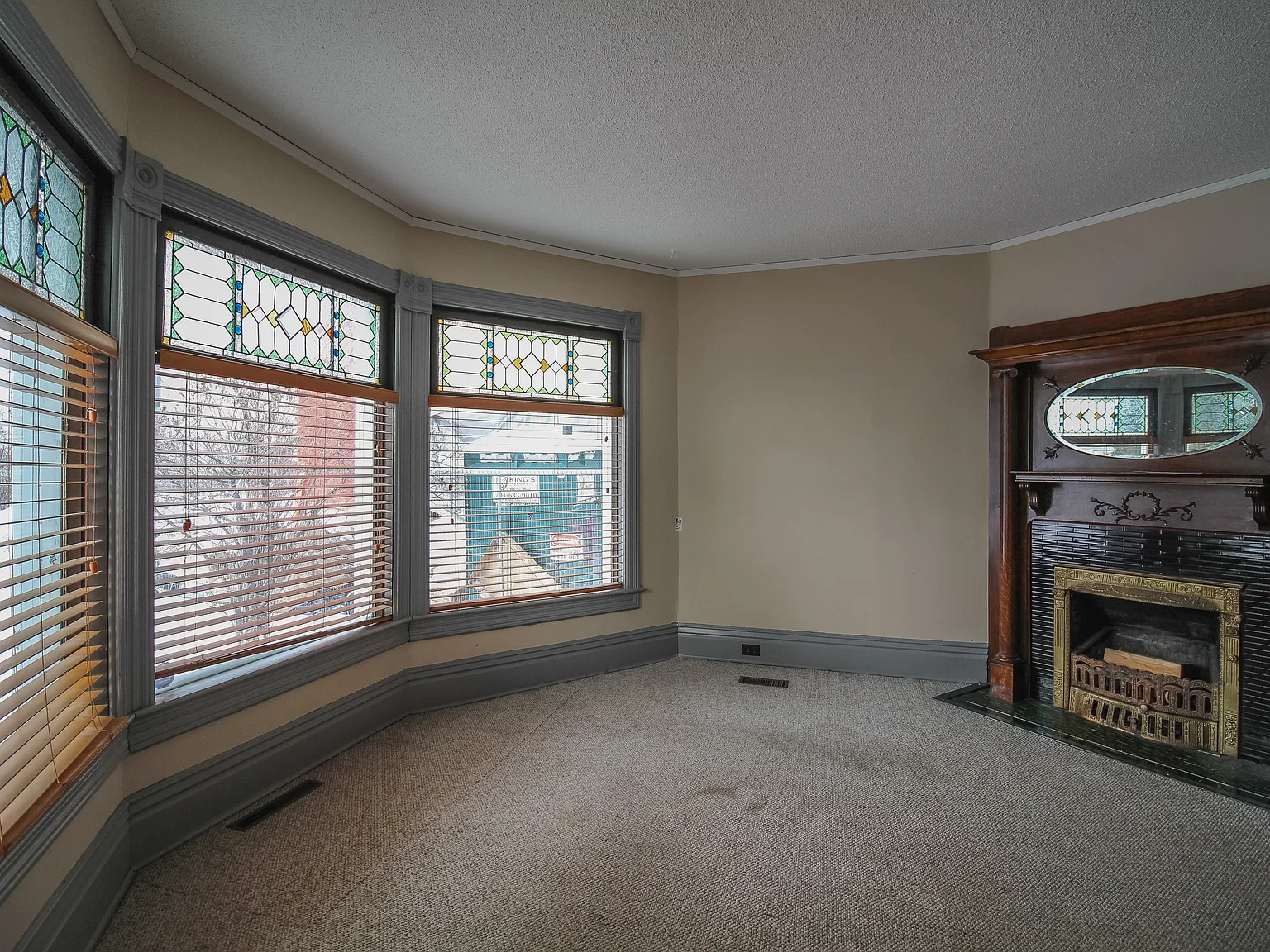 102 Scott Street — Photo 3