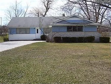620 Dorothy Dr photo 1