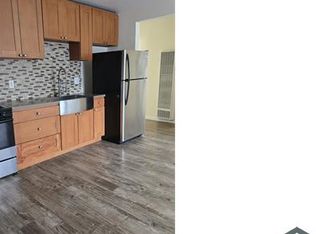 725 E Artesia Blvd APT 4, Long Beach, CA 90805