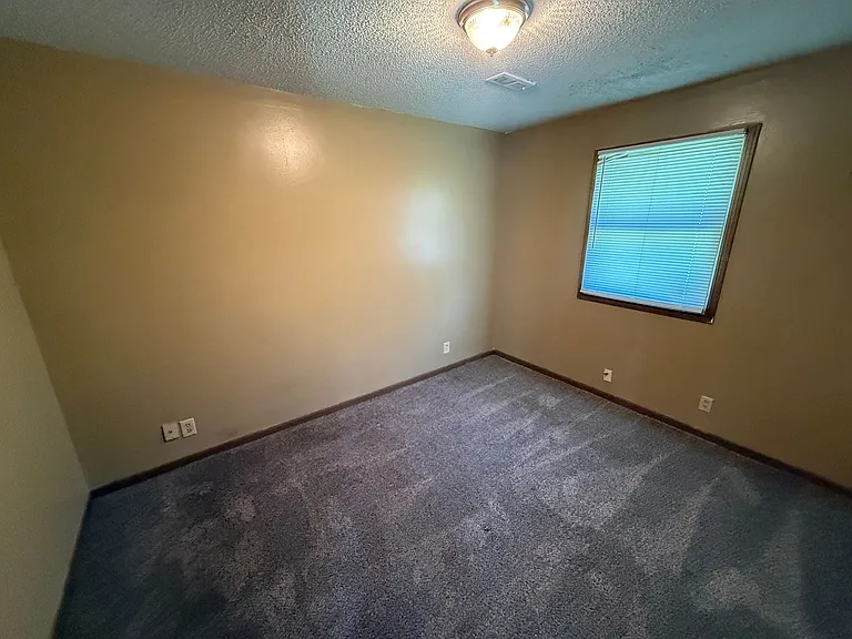 2BR 1BA Duplex w/ Garage and Shared Yard in Blue Springs — Photo 7