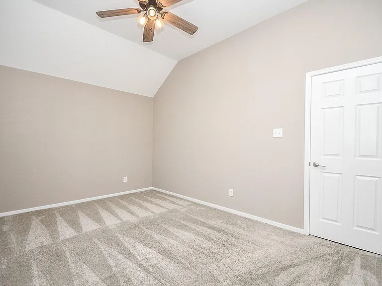 4915 Ibis Lake Ct — Photo 8