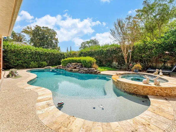 4807 Andover St, Sugar Land, TX 77479