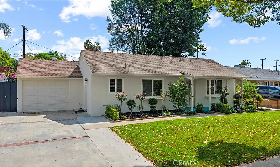 7420 Caldus Ave