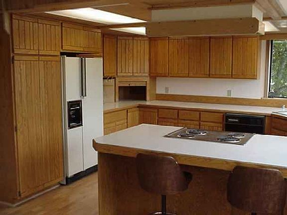 Rustic custom oak cabinets