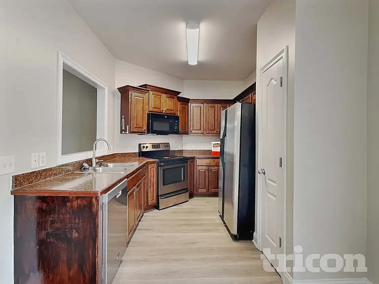 839 S Westland Ave — Photo 6