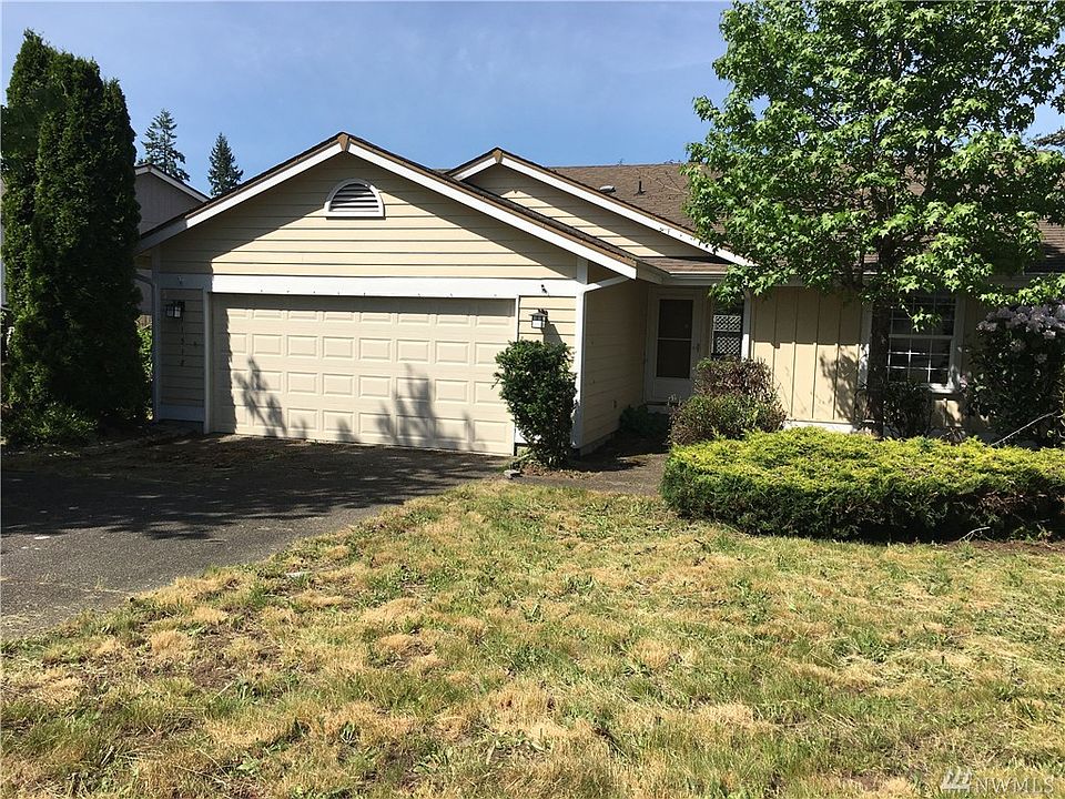 1st image of 11318 216th Ave E