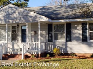 1011 E 10th St, Lumberton, NC 28358