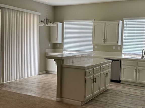3rd image of 1828 Nighthawk Cir