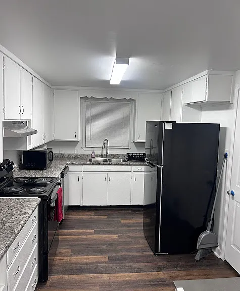1510 N Poplar St — Photo 8