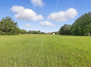 Cross Rd, Alvarado, TX 76009