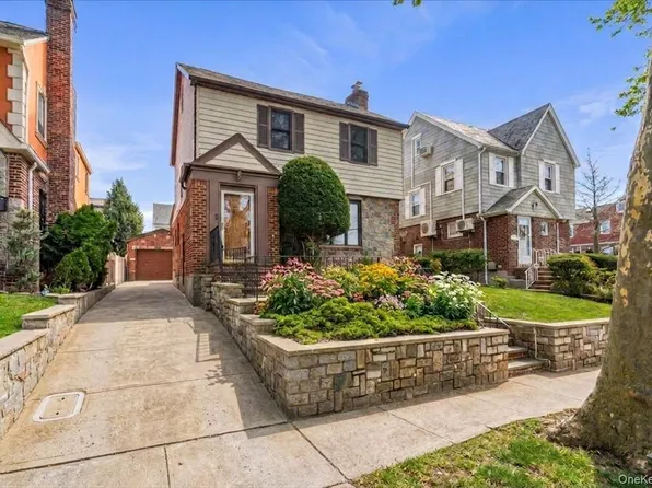 1427 145th Place, Whitestone, NY 11357