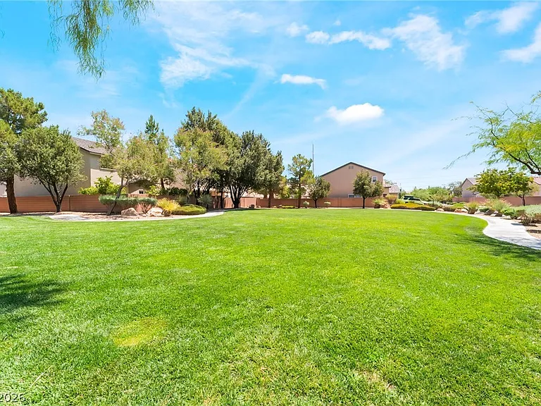 8240 Calico Wind St — Photo 35