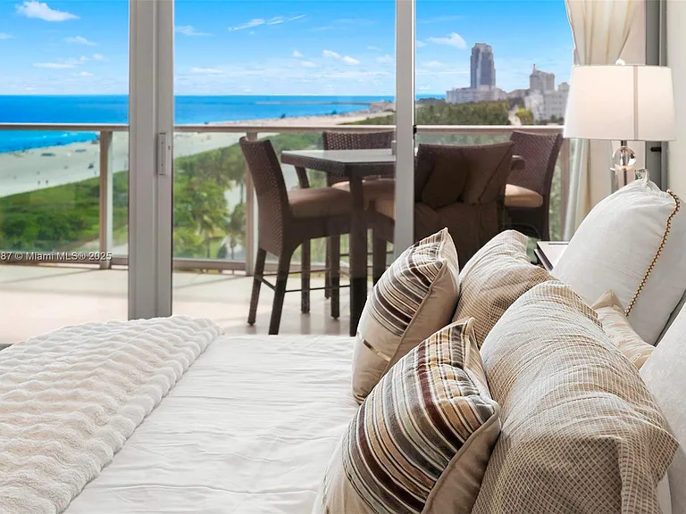 1455 Ocean Dr #1003 — Photo 21