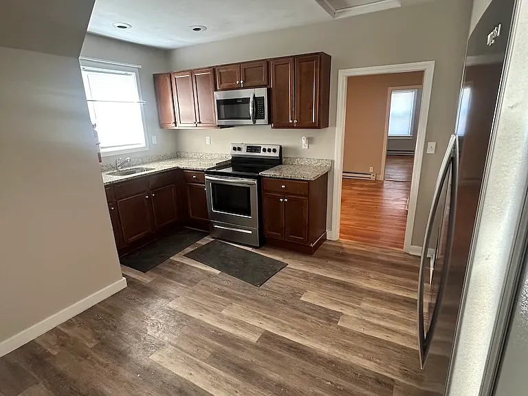 35 Newcomb Pl #3 — Photo 6