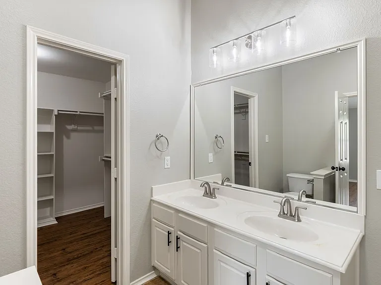10905 Fawn Valley Dr — Photo 12