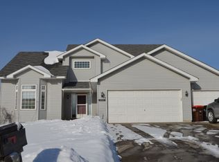 2421 Schaller Dr E, Maplewood, MN 55119