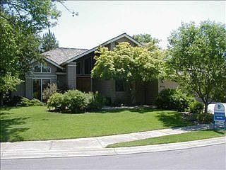 2nd image of 4932 N Riverfront Pl