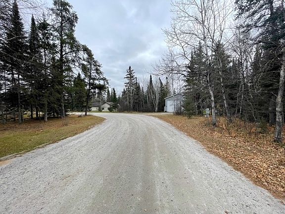 5th image of 35163 Pine Ridge Rd