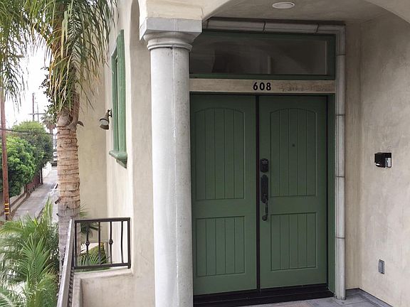 2nd image of 608 Manhattan Beach Blvd