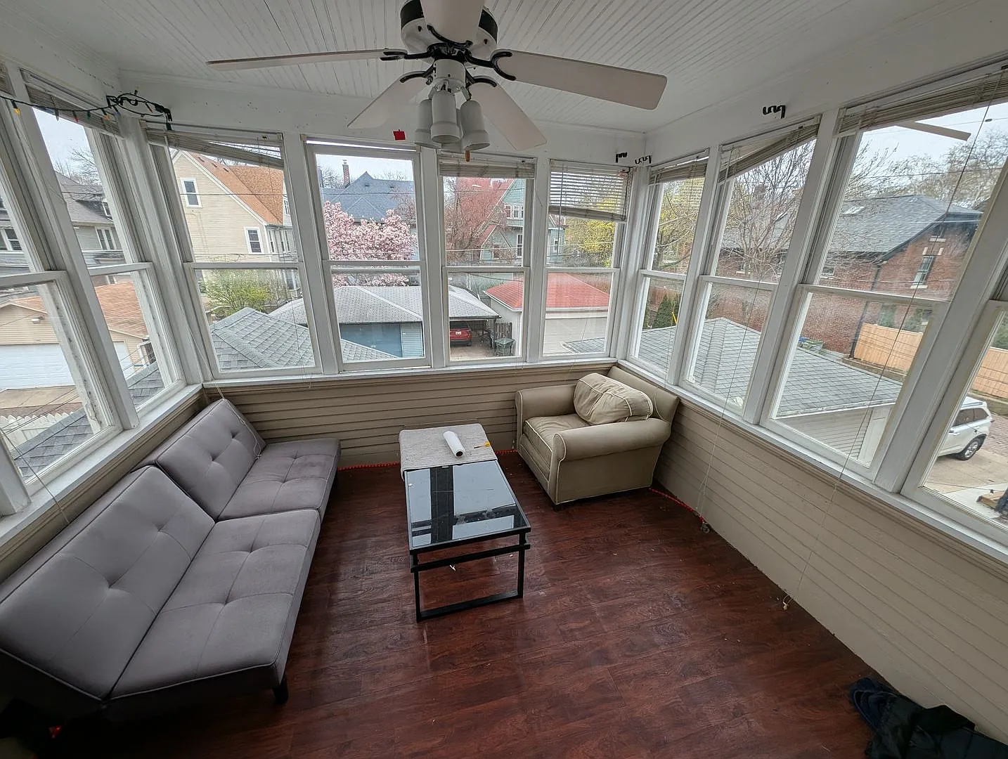 2828 Gallas Duplex — Photo 2