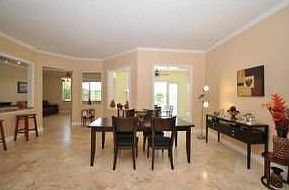 4th image of 1008 Lavender Cir