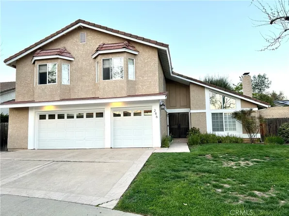 286 Parkview Dr, Oak Park, CA 91377