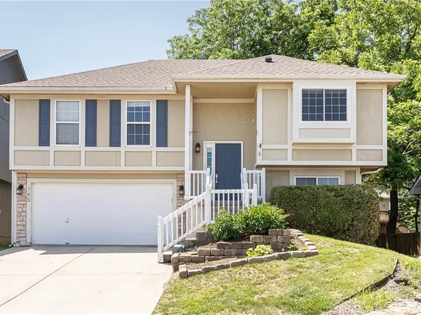 745 E 124th St, Kansas City, MO 64146