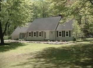 33900 Country View Ln, Solon, OH 44139