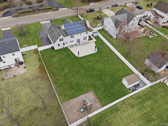 4th image of 88 Hillside Road