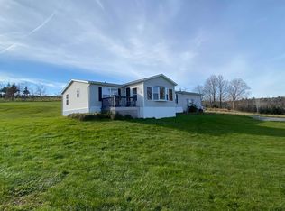 895 Leblanc Rd, Barton, VT 05822