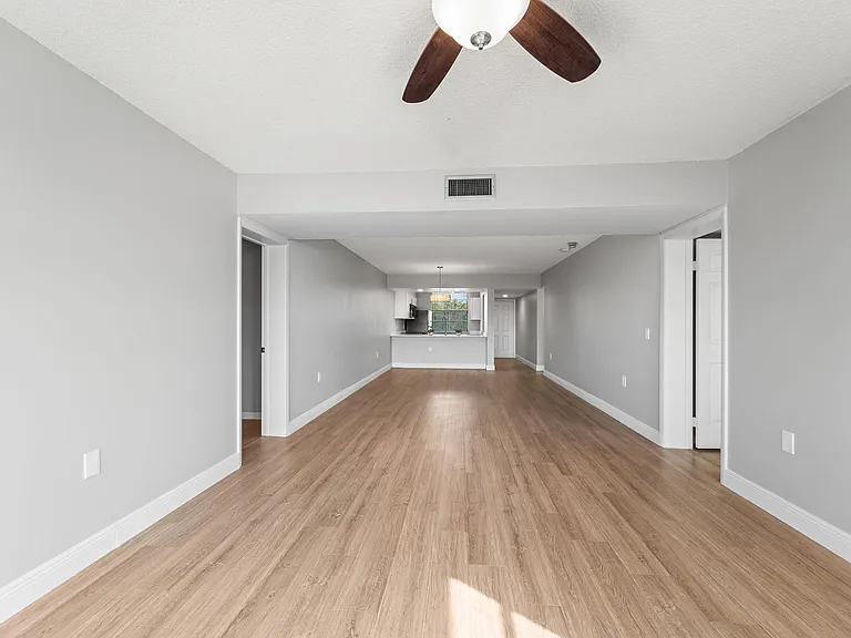 3636 Whitehall Dr #402 — Photo 16