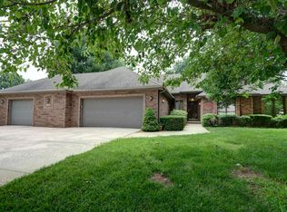 3412 W Morningside Ct, Springfield, MO 65807
