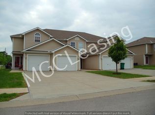 1619 SW Highland Dr #19-B, Lees Summit, MO 64081