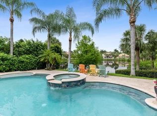 229 Lone Pine Dr, Palm Beach Gardens, FL 33410